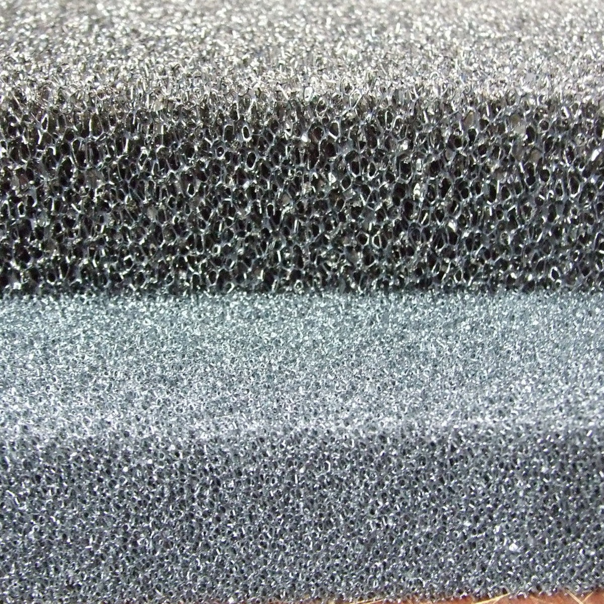 Schwarze Filterschaummatte 50 x 50 x 3 cm