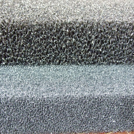 Schwarze Filterschaummatte 50 x 50 x 3 cm